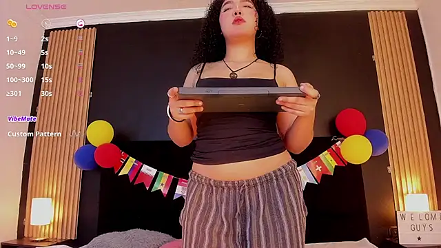 lunadoll18 online show from July 2026 04:09:01 AM