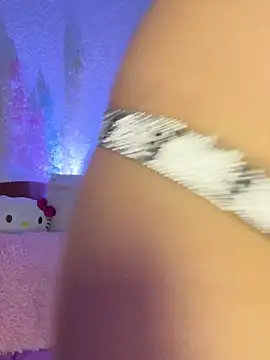 ChloeCollins   online show from July 2026 01:04:01 PM