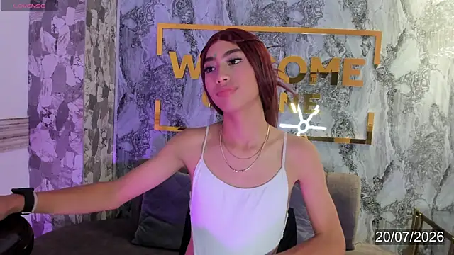 Amber Valencia online show from July 2026 07:38:01 PM