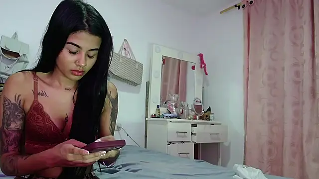 mia romanoft online show from July 2026 05:27:02 AM