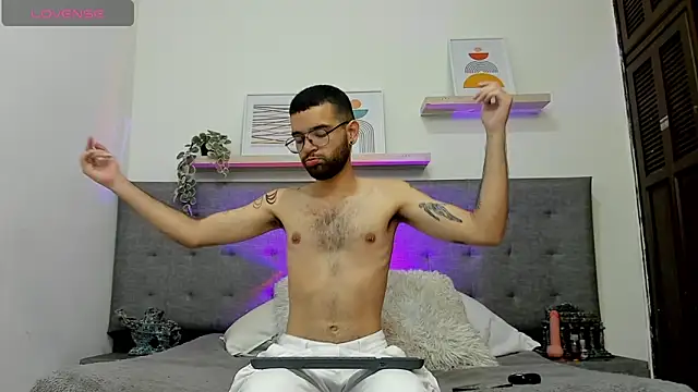 elliot flame online show from June 2026 03:39:02 PM