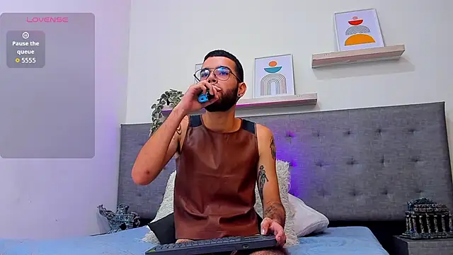 elliot flame online show from July 2026 03:38:02 PM