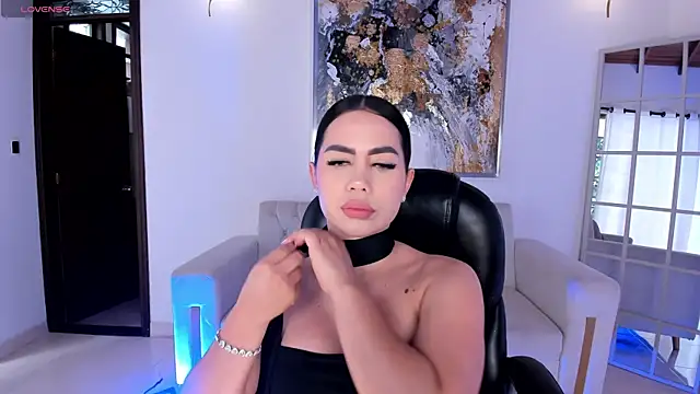 Snapshot of SabrinaMontclair chatting on July 2026 08:14:01 PM SabrinaMontclair online show from July 2026 08:14:01 PM