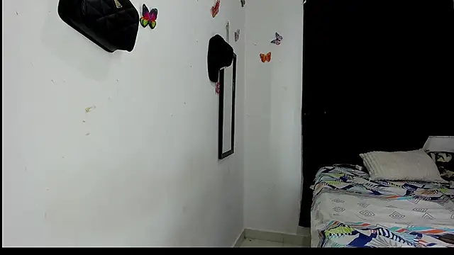 Snapshot of naomi_west_xxx chatting on July 2026 04:17:02 AM naomi west xxx online show from July 2026 04:17:02 AM