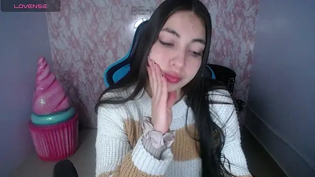Snapshot of KiaraStar_ch chatting on July 2026 07:57:02 PM KiaraStar ch online show from July 2026 07:57:02 PM