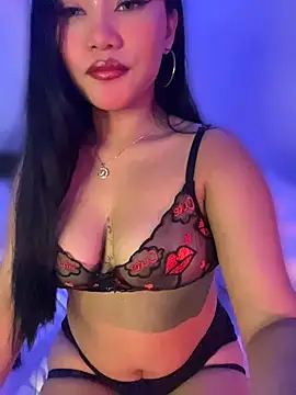 MaddyRuiz online show from July 2026 02:07:02 AM