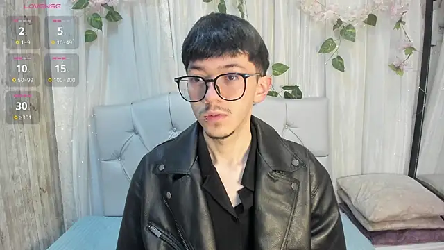 King Luxury1 online show from July 2026 12:12:02 PM