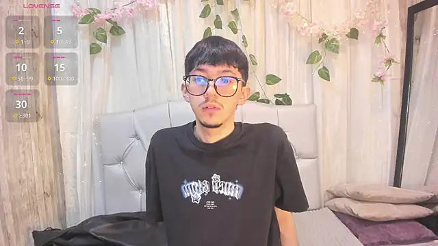 King Luxury1 online show from July 2026 12:23:01 PM