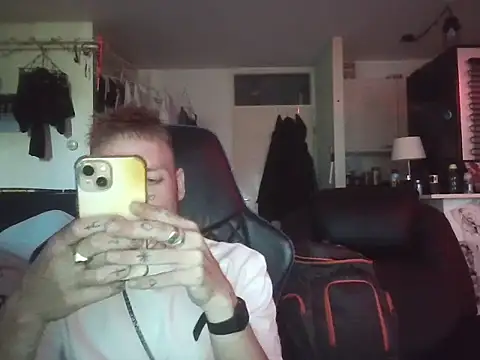Snapshot of jeffreyNLD chatting on July 2026 01:57:02 PM jeffreyNLD online show from July 2026 01:57:02 PM