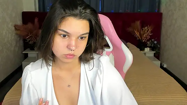 Jasmine Burke online show from July 2026 01:02:02 AM