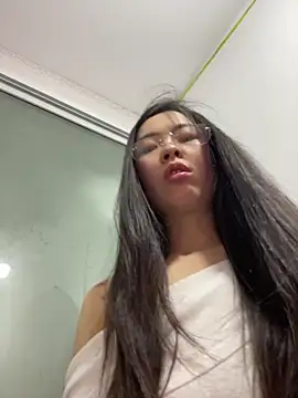 xiaojiao520 online show from June 2026 05:19:02 PM