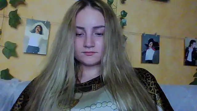 MilaPrecious online show from July 2026 06:58:02 PM