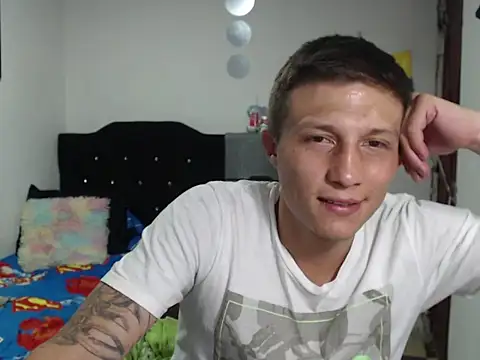 Stiiveen777 online show from July 2026 12:38:02 AM