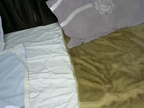 brownfinegirl22 online show from June 2026 05:37:01 AM