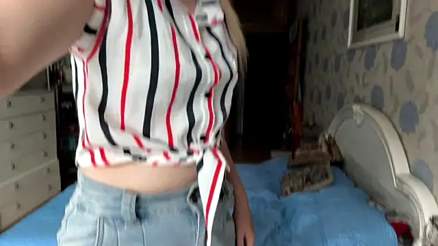 mintchill online show from July 2026 12:09:02 PM