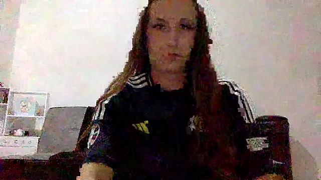 Snapshot of Coleyy_xx chatting on June 2026 07:28:02 PM Coleyy xx online show from June 2026 07:28:02 PM