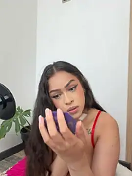 MilaHank online show from July 2026 04:22:02 PM