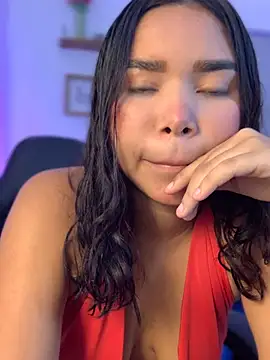 MaddyMichelle  online show from July 2026 07:00:02 PM