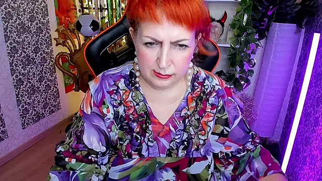 Joana Woods online show from July 2026 08:31:02 AM