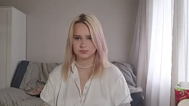 BloomMoon online show from July 2026 10:43:02 AM