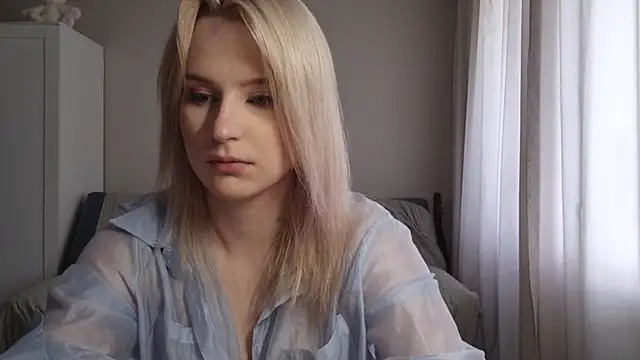 BloomMoon online show from July 2026 12:25:01 PM