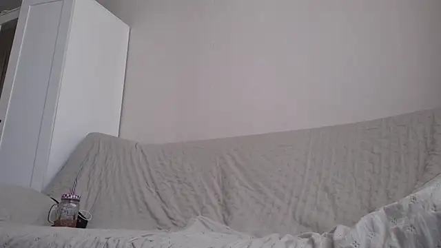 BloomMoon online show from July 2026 02:13:01 PM