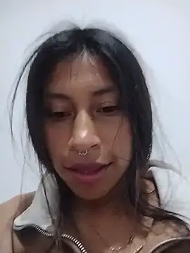 Pocahontas Honey online show from July 2026 01:18:01 AM