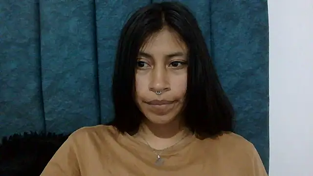 Pocahontas Honey online show from July 2026 04:15:02 AM