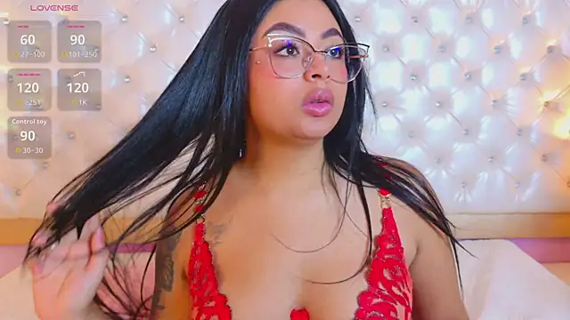HANNAROSEE online show from July 2026 03:21:02 PM