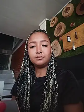 HeLiSa69ebony online show from July 2026 08:37:01 PM