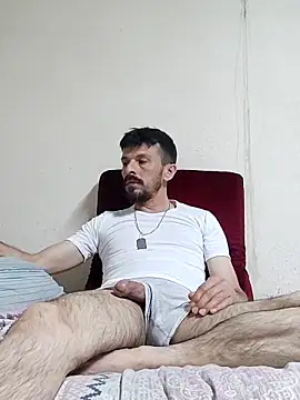Snapshot of onlinehard31xx chatting on June 2026 11:30:02 PM onlinehard31xx online show from June 2026 11:30:02 PM