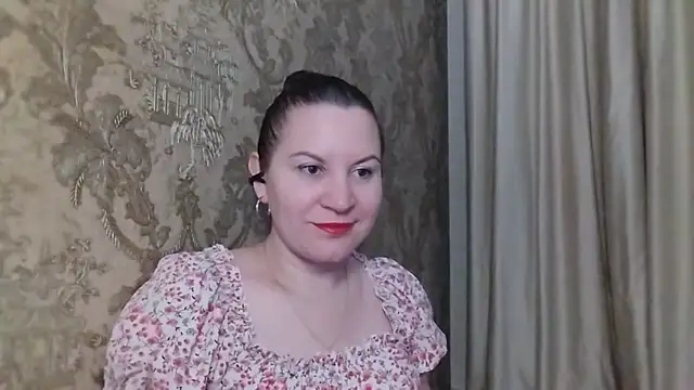Lauralison online show from July 2026 09:06:02 PM