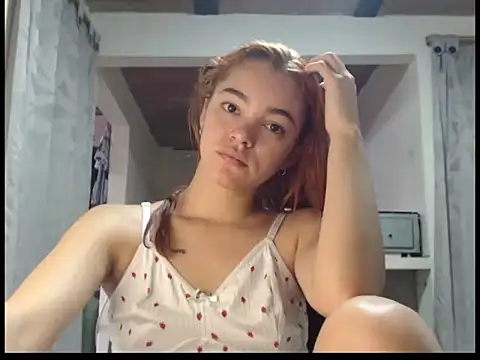 Snapshot of estrella-cutte chatting on July 2026 02:01:01 PM estrella-cutte online show from July 2026 02:01:01 PM