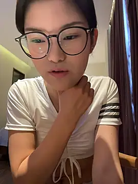 yanzi520 online show from July 2026 01:52:01 AM