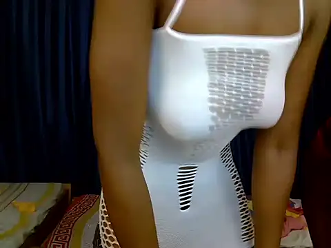 Petitesin online show from July 2026 08:44:02 PM