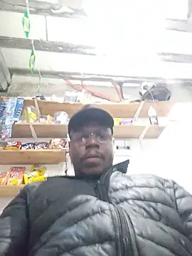 amantecarioca23cm online show from July 2026 12:37:01 AM