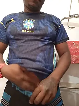amantecarioca23cm online show from July 2026 04:44:02 PM