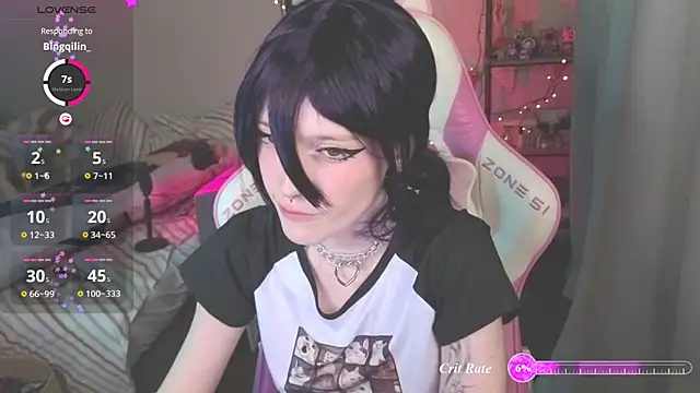 Tati Crackling online show from July 2026 09:17:02 PM