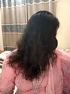 Cute Ishita103 online show from July 2026 01:17:02 PM