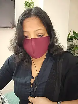 Cute Ishita103 online show from July 2026 06:24:02 PM