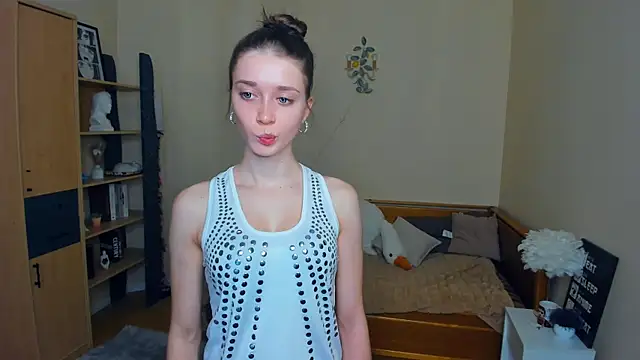 HermilaJaco online show from July 2026 07:37:02 AM