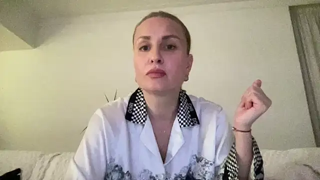 Delissaxx online show from July 2026 07:53:02 PM