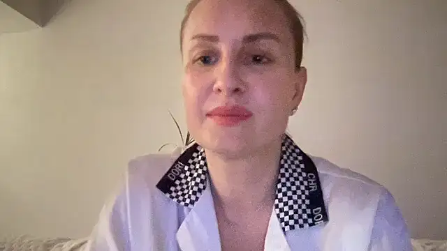 Delissaxx online show from July 2026 09:06:02 PM
