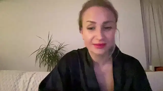 Delissaxx online show from July 2026 07:39:01 PM