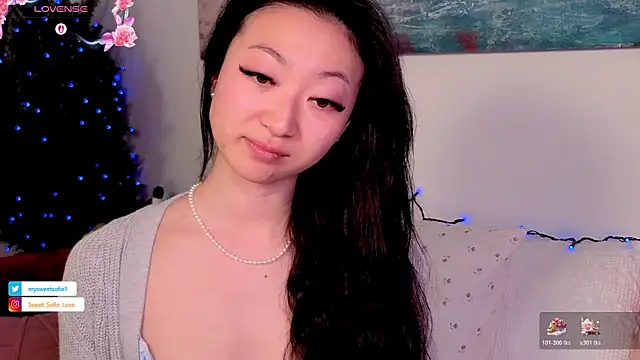 MySweetSofie online show from December 2025 05:07:02 PM