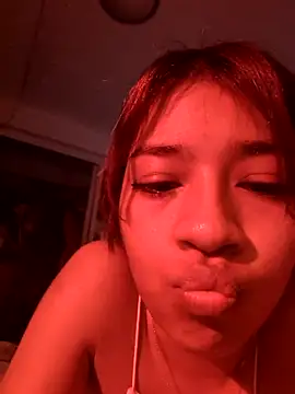 Snapshot of Aliinaa_ chatting on July 2026 11:36:01 PM Aliinaa online show from July 2026 11:36:01 PM