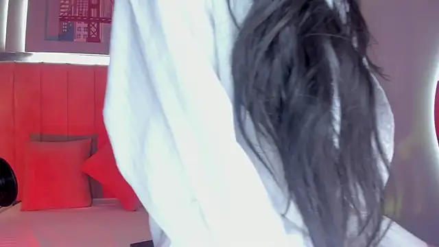 Snapshot of shelley-fox chatting on July 2026 07:24:01 PM shelley-fox online show from July 2026 07:24:01 PM