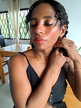 Snapshot of kkitty_brownies chatting on June 2026 08:55:02 PM kkitty brownies online show from June 2026 08:55:02 PM