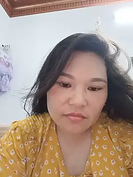 Holy-mi online show from June 2026 12:55:02 PM