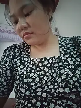 Holy-mi online show from August 2026 02:22:01 AM